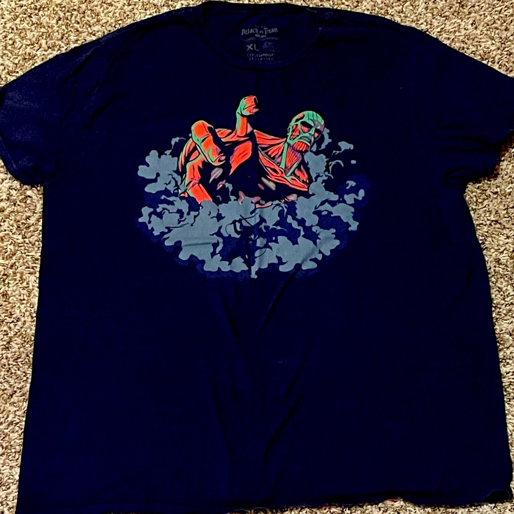 LootWear Exclusive! Attack on Titan Graphic Tee